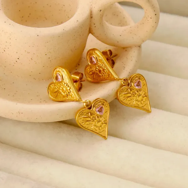 Gold_Dual_Heart_Drop_Earrings_For_Women